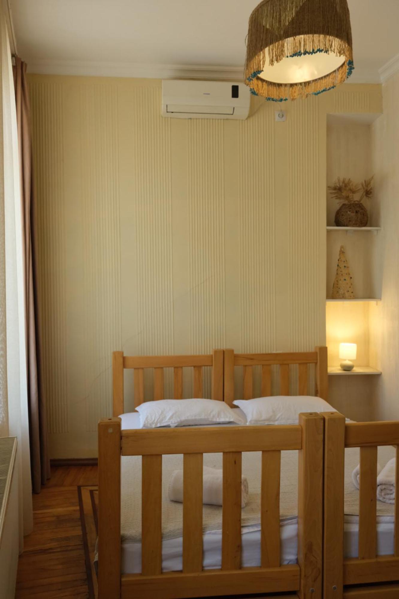 Hotel 1870 Kutaisi Ngoại thất bức ảnh